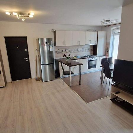 Sofia Apartments Floreşti Екстериор снимка